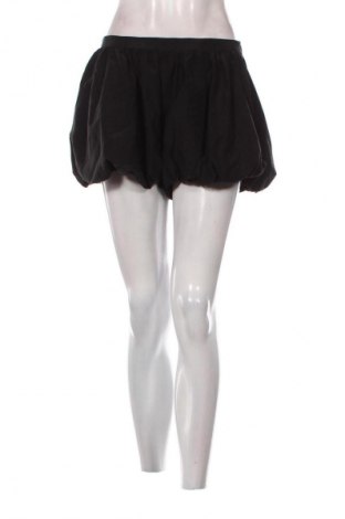 Pantaloni scurți de femei Zara, Mărime M, Culoare Negru, Preț 121,00 Lei