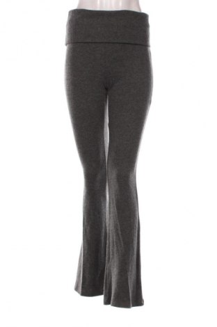 Dámske legíny  Bershka, Veľkosť M, Farba Sivá, Cena  9,72 €