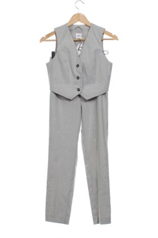 Дамски костюм Sinsay, Размер XS, Цвят Сив, Цена 44,99 €