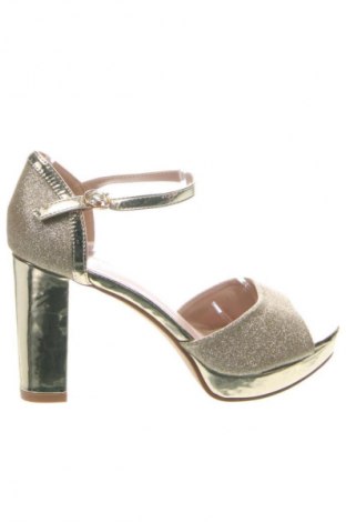 Dámske topánky  Unbranded, Veľkosť 38, Farba Zlatistá, Cena  37,00 €