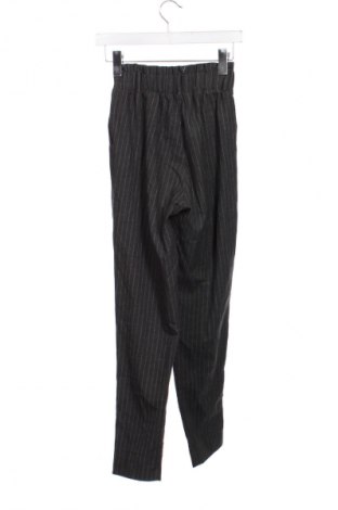 Γυναικείο παντελόνι Bershka, Μέγεθος XXS, Χρώμα Γκρί, Τιμή 11,99 €