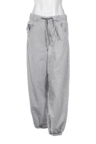 Damskie spodnie Bershka, Rozmiar M, Kolor Szary, Cena 66,67 zł