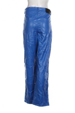 Pantaloni de femei Bershka, Mărime XL, Culoare Albastru, Preț 64,99 Lei