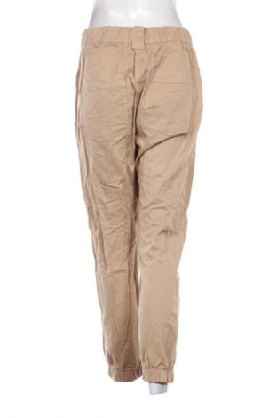 Γυναικείο παντελόνι Bershka, Μέγεθος M, Χρώμα  Μπέζ, Τιμή 8,99 €