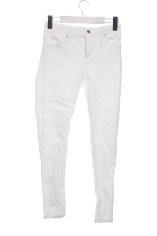 Pantaloni de femei Bershka, Mărime S, Culoare Alb, Preț 76,32 Lei