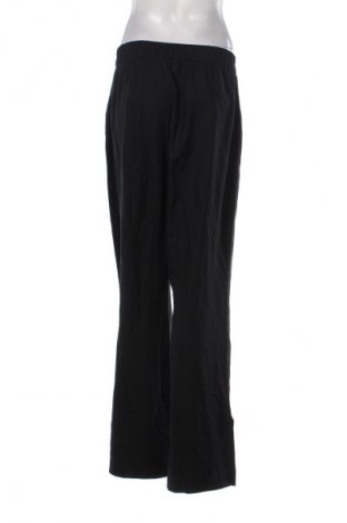 Damenhose Bershka, Größe L, Farbe Schwarz, Preis 14,77 €