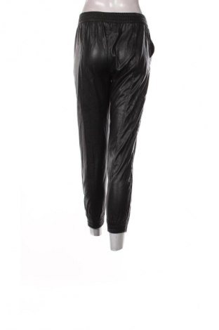 Női nadrág Bershka, Méret S, Szín Fekete, Ár 4 475 Ft