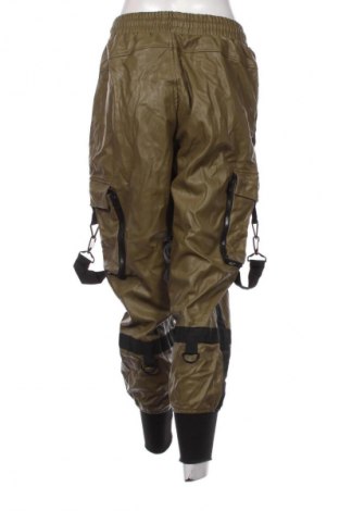 Γυναικείο παντελόνι Fb Sister, Μέγεθος M, Χρώμα Πολύχρωμο, Τιμή 5,99 €