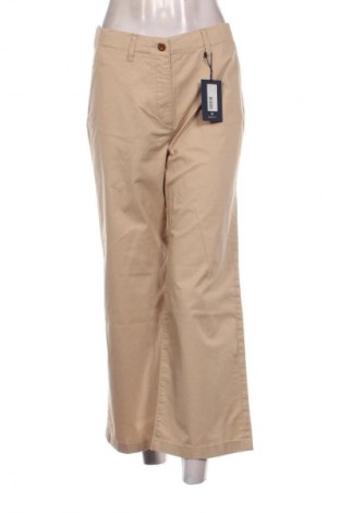 Дамски панталон Gant, Размер M, Цвят Бежов, Цена 209,99 лв.