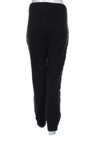 Damskie spodnie Guido Maria Kretschmer, Rozmiar L, Kolor Czarny, Cena 250,99 zł