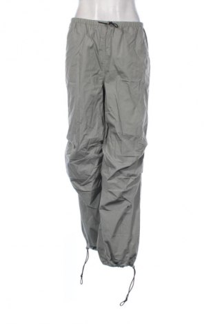 Dámské kalhoty  H&M Divided, Velikost L, Barva Zelená, Cena  366,00 Kč