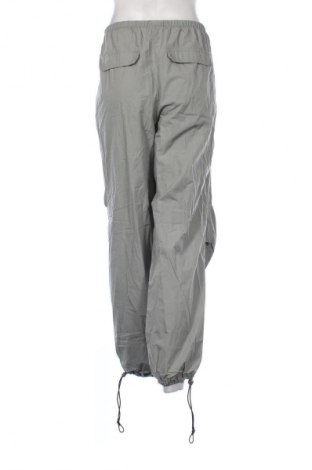 Dámské kalhoty  H&M Divided, Velikost L, Barva Zelená, Cena  366,00 Kč