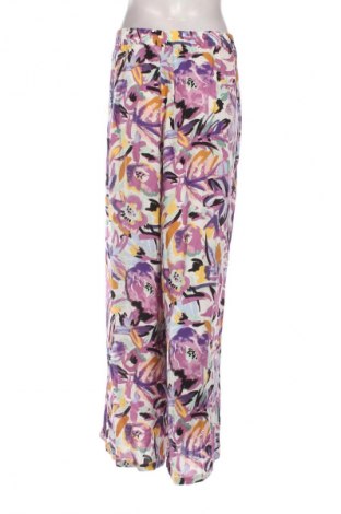 Pantaloni de femei LC Waikiki, Mărime XL, Culoare Multicolor, Preț 126,32 Lei