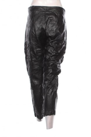 Дамски панталон Mango, Размер M, Цвят Черен, Цена 21,99 лв.