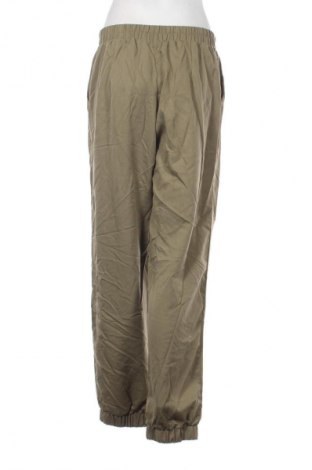 Дамски панталон Pieces, Размер M, Цвят Зелен, Цена 22,99 лв.