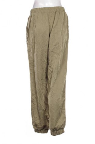 Damenhose Pieces, Größe M, Farbe Grün, Preis € 5,99