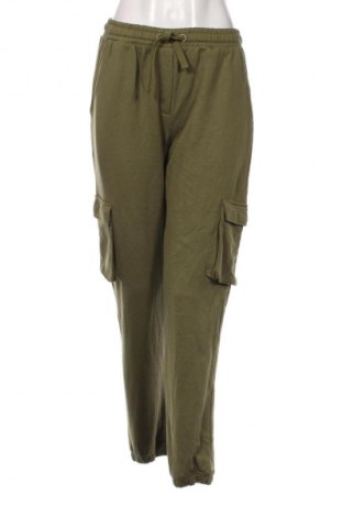 Дамски панталон Primark, Размер L, Цвят Зелен, Цена 29,99 лв.