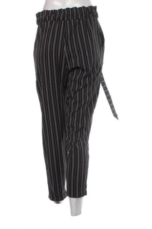 Damskie spodnie Pull&Bear, Rozmiar M, Kolor Kolorowy, Cena 31,99 zł