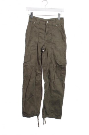 Női nadrág Pull&Bear, Méret XS, Szín Zöld, Ár 5 109 Ft