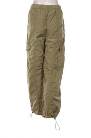 Дамски панталон Reserved, Размер M, Цвят Зелен, Цена 29,00 лв.