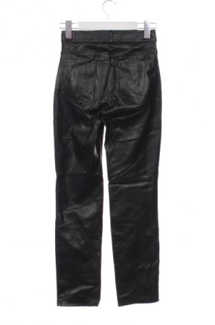 Pantaloni de femei Stradivarius, Mărime XXS, Culoare Negru, Preț 43,99 Lei