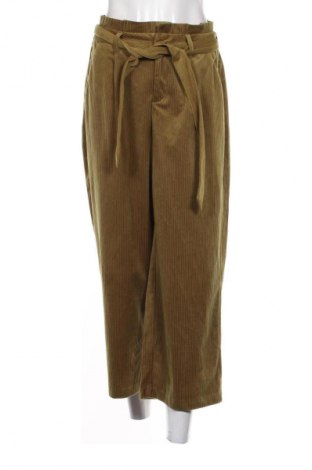 Дамски панталон Vero Moda, Размер S, Цвят Зелен, Цена 11,99 лв.