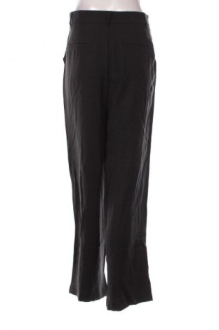 Дамски панталон Zara, Размер M, Цвят Черен, Цена 62,21 лв.