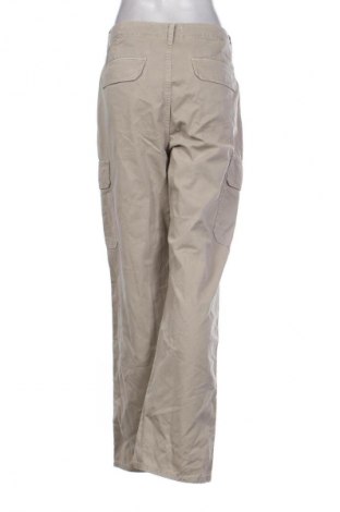 Дамски панталон Zara, Размер L, Цвят Бежов, Цена 26,97 лв.