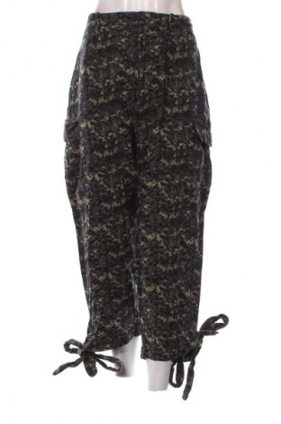 Damskie spodnie Zara, Rozmiar L, Kolor Kolorowy, Cena 62,00 zł