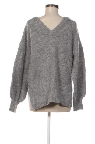 Дамски пуловер Pieces, Размер L, Цвят Сив, Цена 17,99 лв.