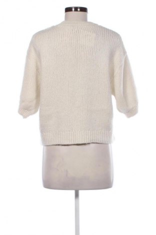 Γυναικείο πουλόβερ Reserved, Μέγεθος M, Χρώμα Λευκό, Τιμή 14,83 €