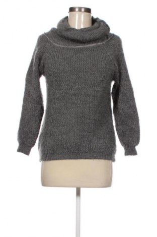 Dámský svetr Unbranded, Velikost S, Barva Šedá, Cena  239,00 Kč