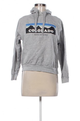 Дамски суитшърт Gina Tricot, Размер S, Цвят Сив, Цена 20,00 лв.