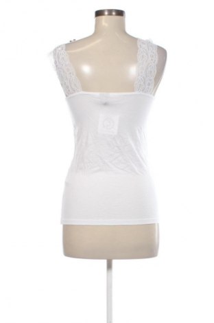 Γυναικείο τοπ Pieces, Μέγεθος L, Χρώμα Λευκό, Τιμή 28,99 €