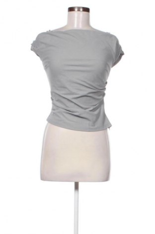 Top de femei SHEIN, Mărime XS, Culoare Gri, Preț 50,00 Lei