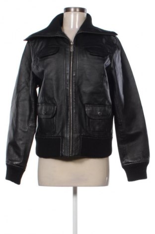Дамско кожено яке East Village, Размер M, Цвят Черен, Цена 351,50 лв.