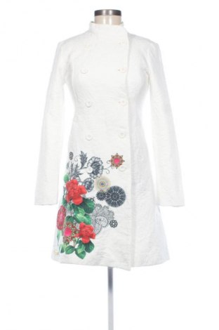 Dámský kabát  Desigual, Velikost S, Barva Bílá, Cena  1 911,00 Kč