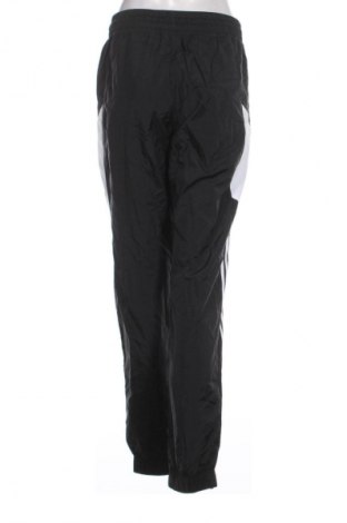 Дамско спортно долнище Adidas, Размер M, Цвят Черен, Цена 93,99 лв.