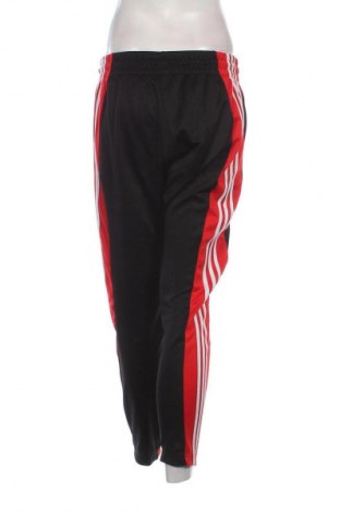 Dámské tepláky Adidas, Velikost XL, Barva Vícebarevné, Cena  649,00 Kč