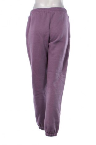Pantaloni trening de femei Unbranded, Mărime M, Culoare Mov, Preț 76,00 Lei