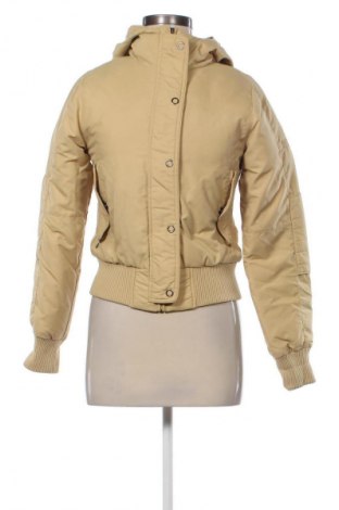 Γυναικείο μπουφάν FILA, Μέγεθος XS, Χρώμα Κίτρινο, Τιμή 113,17 €