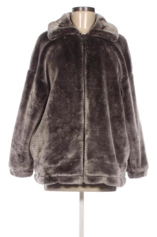 Дамско яке Missguided, Размер S, Цвят Сив, Цена 58,00 лв.