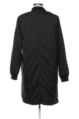 Γυναικείο μπουφάν ONLY, Μέγεθος M, Χρώμα Πράσινο, Τιμή 20,92 €