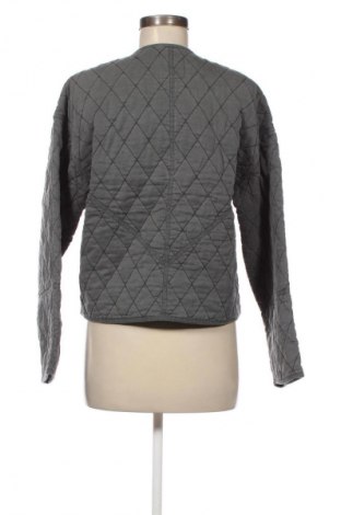 Дамско яке Pull&Bear, Размер XS, Цвят Сив, Цена 77,99 лв.
