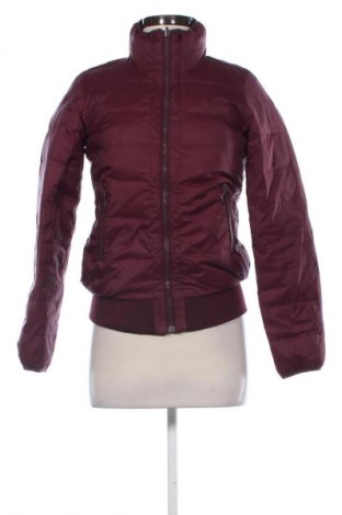 Dámská bunda  United Colors Of Benetton, Velikost M, Barva Červená, Cena  1 127,00 Kč