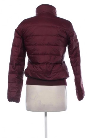 Dámská bunda  United Colors Of Benetton, Velikost M, Barva Červená, Cena  1 127,00 Kč