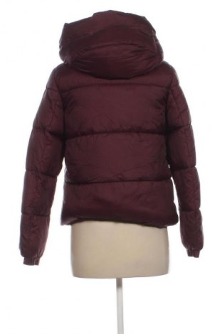 Dámská bunda  Vero Moda, Velikost XS, Barva Červená, Cena  1 429,00 Kč