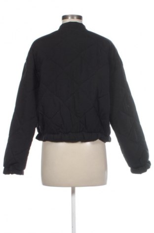 Дамско яке Vero Moda, Размер XS, Цвят Черен, Цена 93,99 лв.