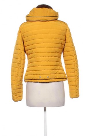 Дамско яке Zara, Размер M, Цвят Жълт, Цена 40,45 лв.
