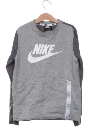 Детска блуза Nike, Размер 7-8y/ 128-134 см, Цвят Сив, Цена 24,99 лв.